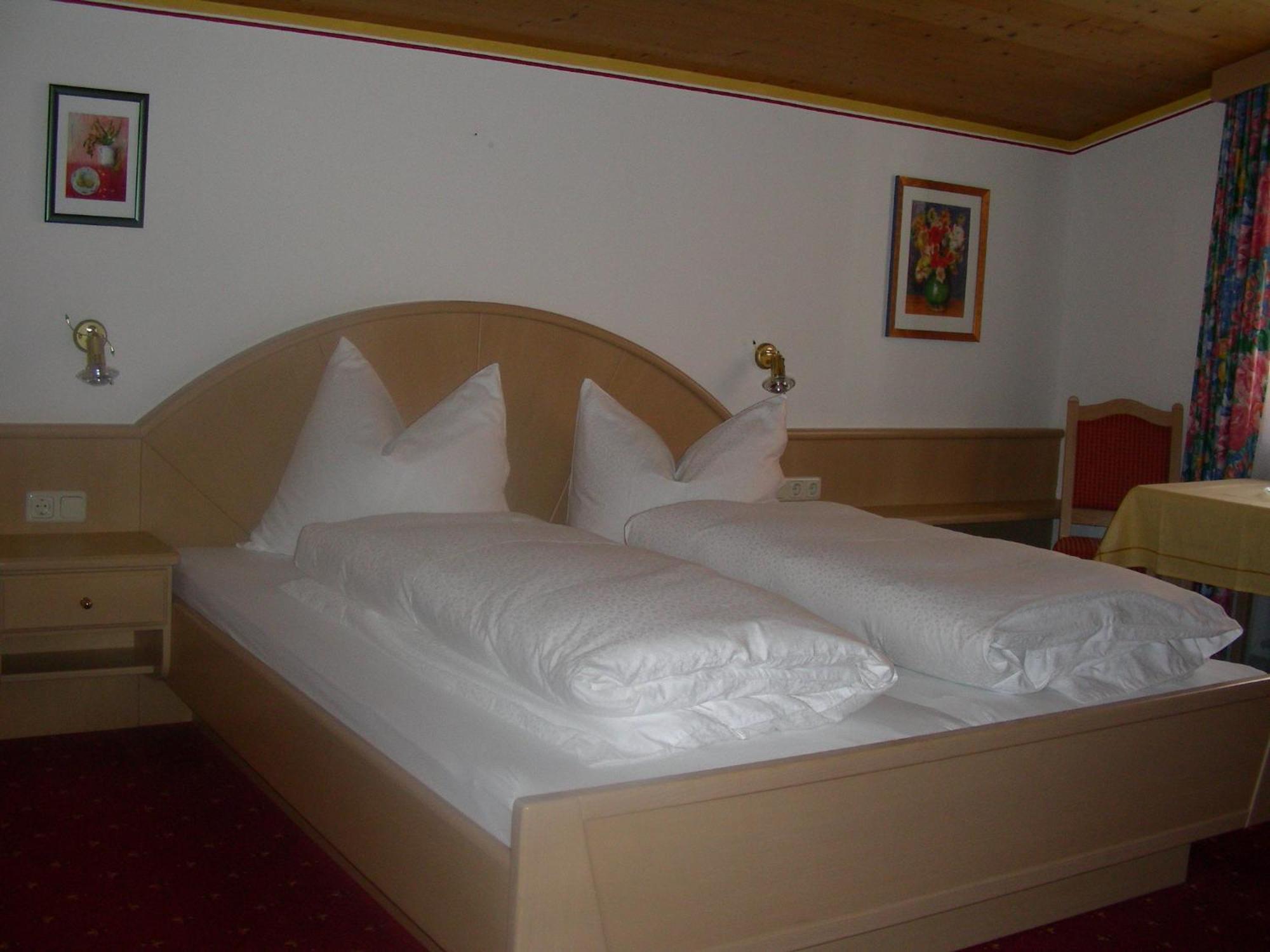 Appartements Tschol Martin Sankt Anton am Arlberg Oda fotoğraf